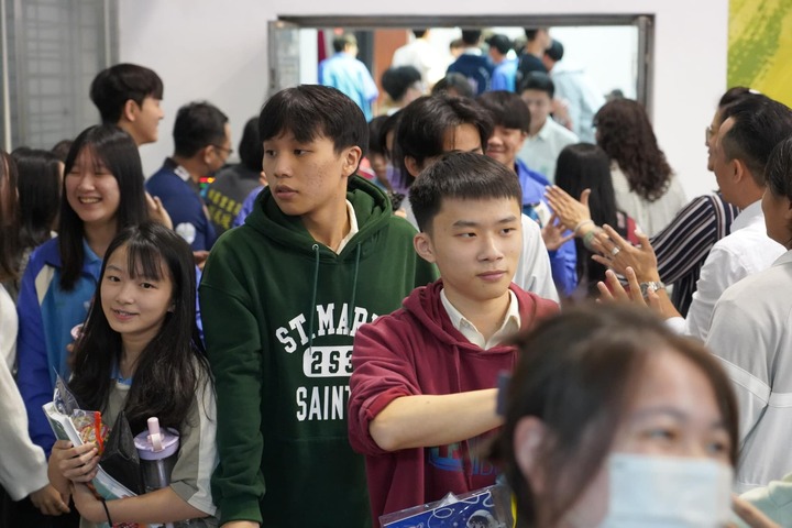 2025學測破百士氣如虹,祝福高三錦寶全力以赴圖片
