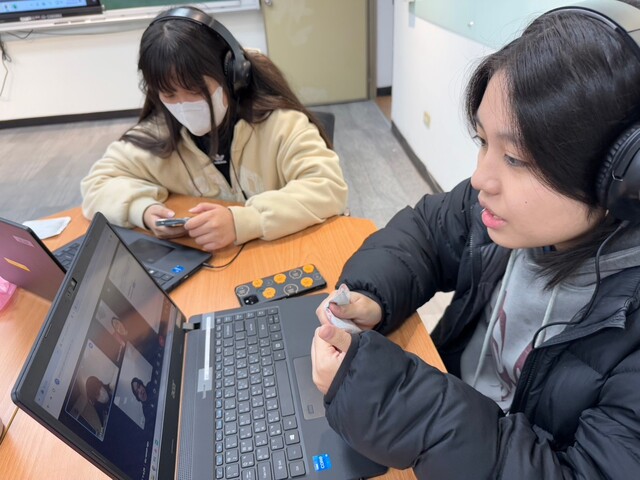 1131219法國布爾日學院視訊交流圖片
